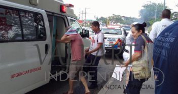 Desigual choque deja una persona lesionada en el libramiento