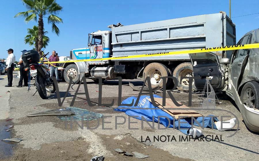 Conductor pierde la vida en el ‘crucero de la muerte’