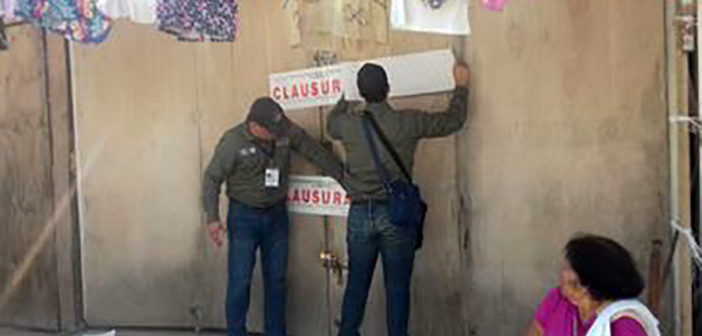 Clausuran locales comerciales en Bucerías