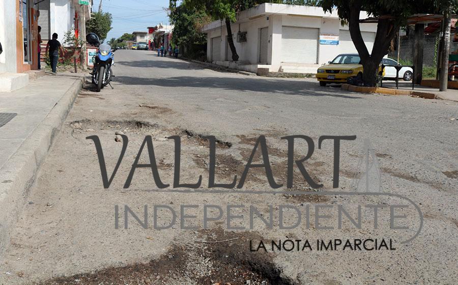 Acceso al Hospital Regional parece ‘zona de guerra’ 4 Acceso al Hospital Regional parece ‘zona de guerra’