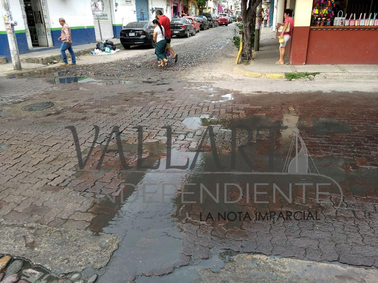 Continúa Seapal con derrames de aguas negras en Pitillal