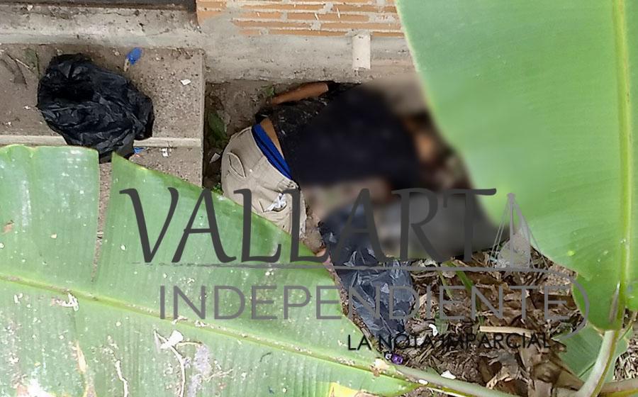Localizan cadáver en Puerto Vallarta; traería el ‘tiro de gracia’ (VIDEO)