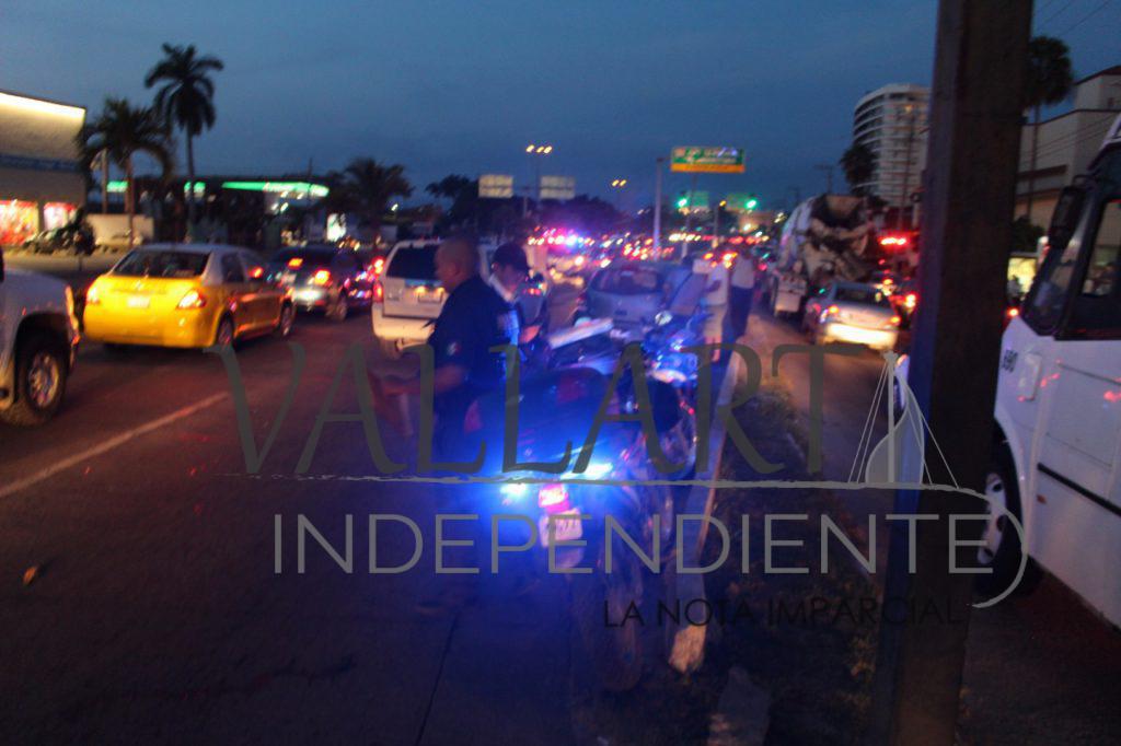 Arrolla a una anciana y luego embiste a motociclista 1 Arrolla a una anciana y luego embiste a motociclista