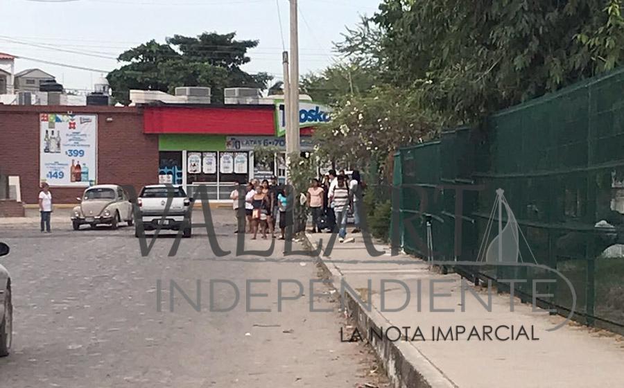 Denuncian usuarios falta de camiones, nuevamente