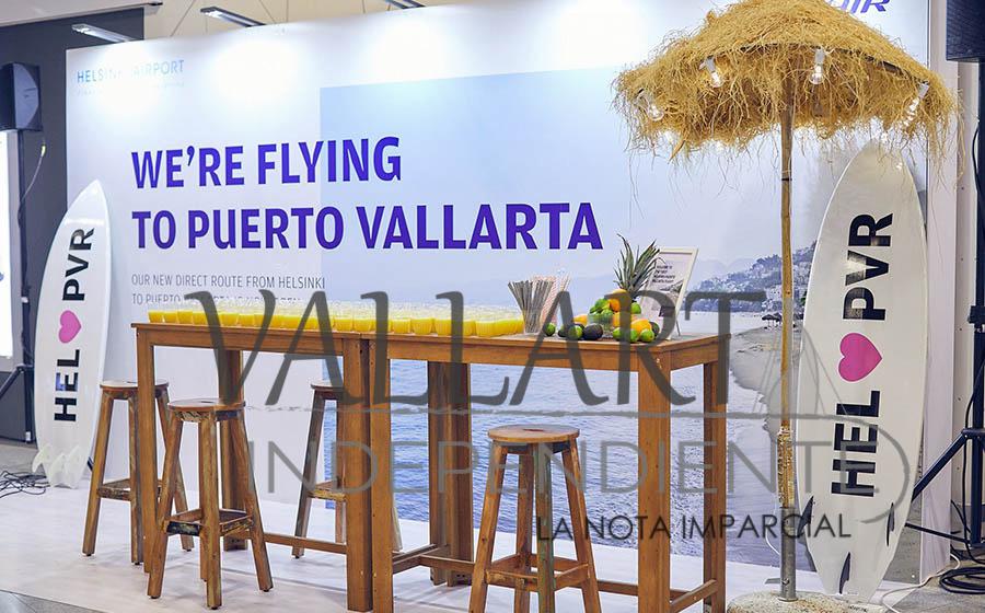 La espera terminó, aterriza en Puerto Vallarta el avión más moderno del mundo