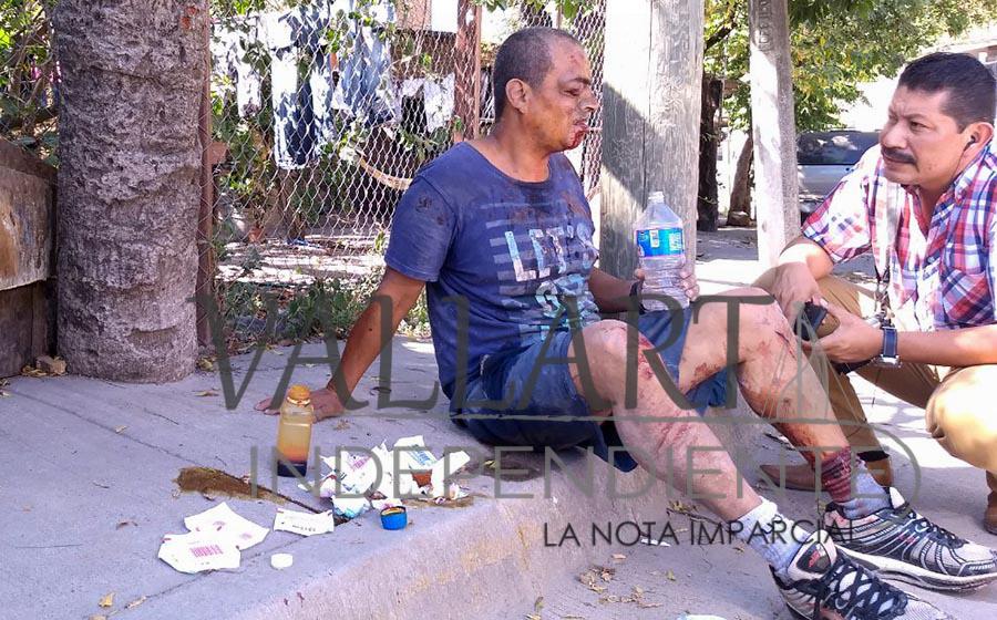 Lo atrapan, amarran, golpean, pero logra escapar