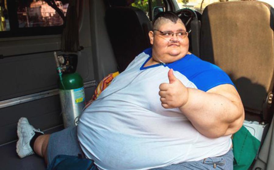 Opera en Jalisco al hombre más obeso del mundo; busca perder más peso