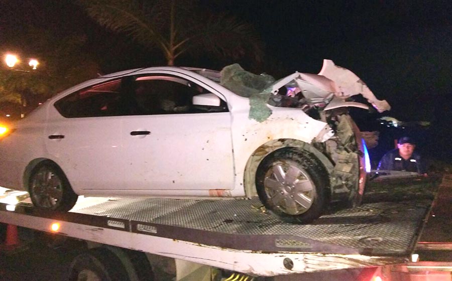 Por ir hablando por teléfono, conductor de Uber choca