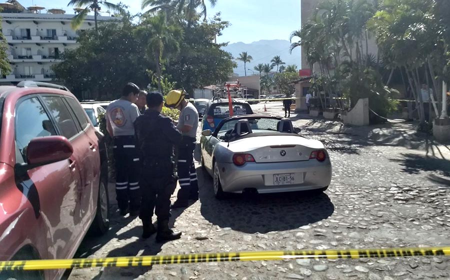 Atacan a balazos a extranjero para asaltarlo en Puerto Vallarta