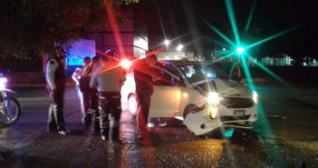 Chocan Taxi y Uber; uno de ellos se ‘robó' el semáforo