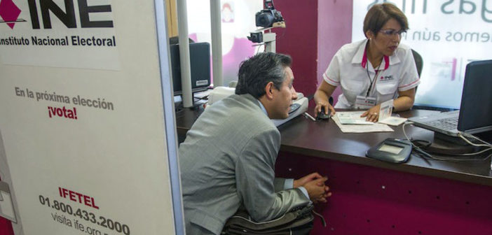 Acuden diariamente 7 mil jaliscienses a tramitar su INE