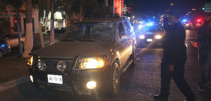 Arrollan transeúnte en la Medina Ascencio; resulta malherido