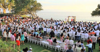Dicen “Sí acepto” 158 parejas en playa Destiladeras de Bahía de Banderas