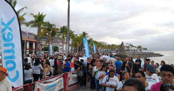 Puerto Vallarta rompe Récord Guinness de personas catando café