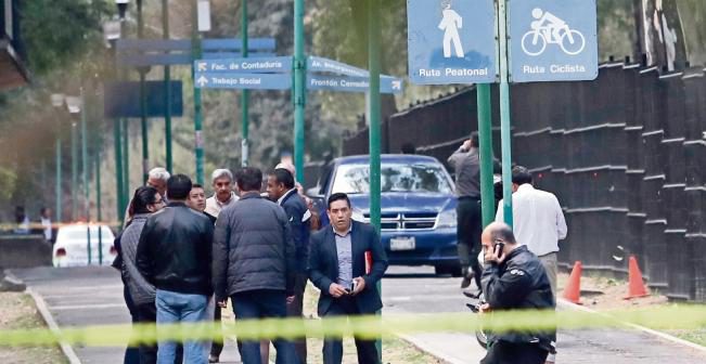 Balacera entre narcomenudistas en CU deja dos muertos