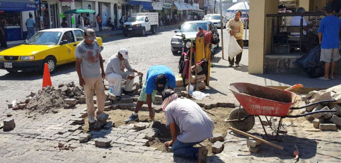 Pura ‘manita de gato’ reciben vialidades de Puerto Vallarta