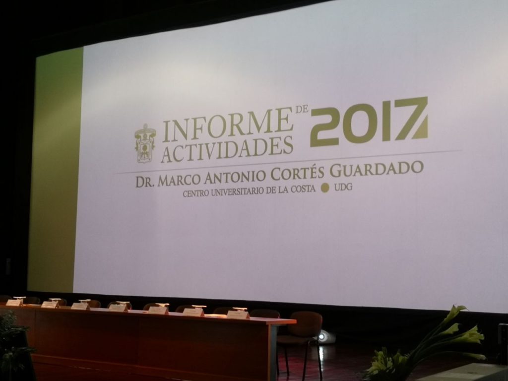 Rinde informe el rector del Centro Universitario de la Costa