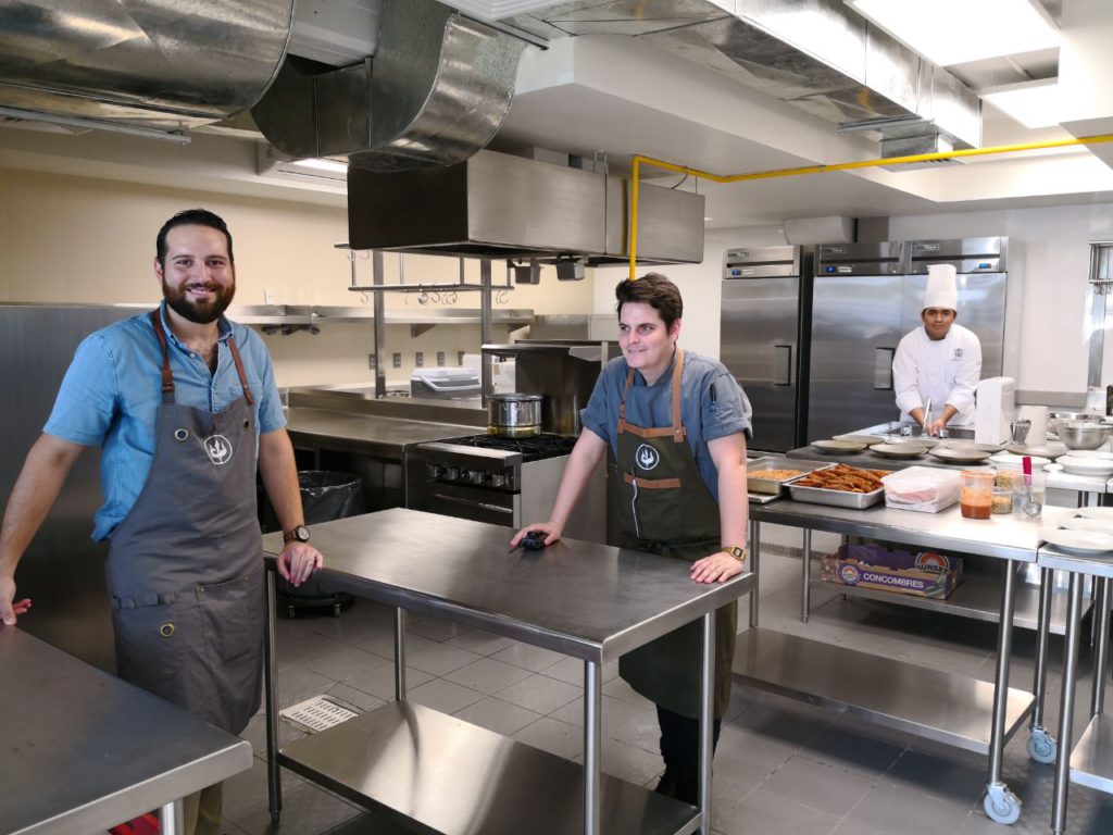 Rinde informe el rector del Centro Universitario de la Costa