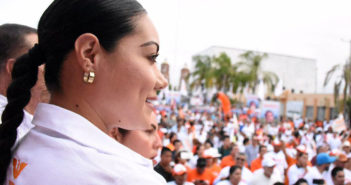 Menos de 1 año después, Claudia Díaz de Sandi sería candidata nuevamente