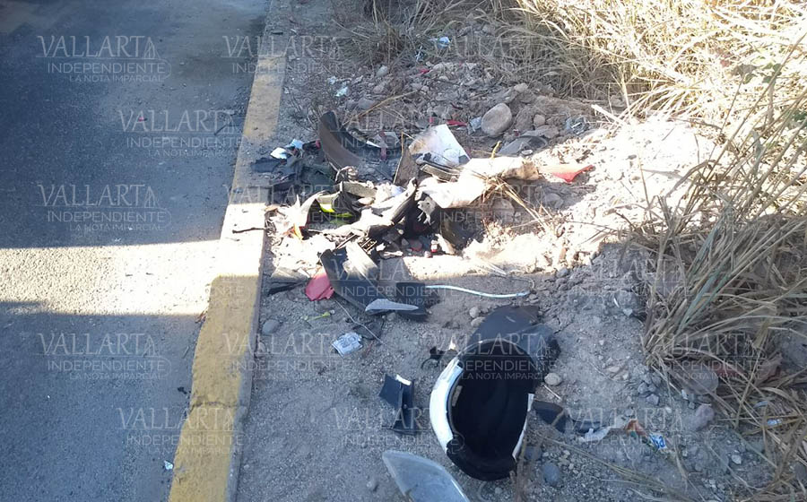 Joven motociclista se encuentra al borde de la muerte tras accidente vial
