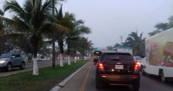 No es contaminación sino neblina la que se vio esta mañana en Puerto Vallarta