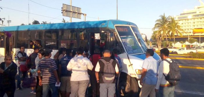 Entran en funcionamiento una decena de camiones y solo hay 2 en la ruta Marina