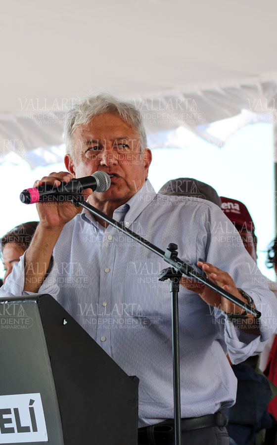 Visita Andrés Manuel López Obrador Puerto Vallarta (fotogalería)