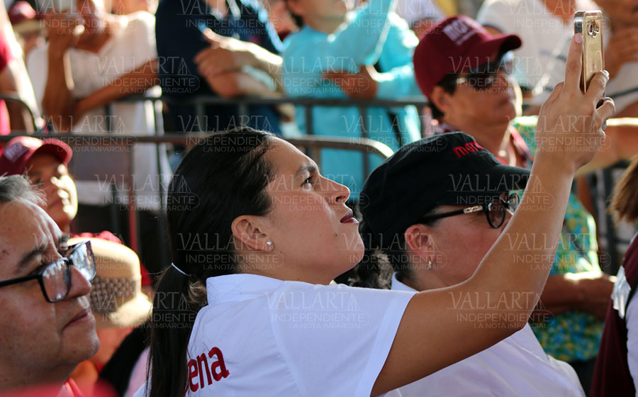 Visita Andrés Manuel López Obrador Puerto Vallarta (fotogalería)