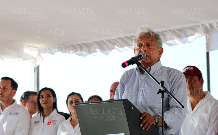 Visita Andrés Manuel López Obrador Puerto Vallarta (fotogalería)