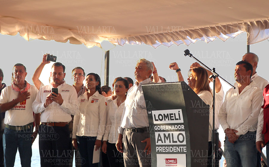 Visita Andrés Manuel López Obrador Puerto Vallarta (fotogalería)