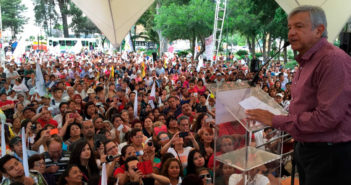 AMLO nos revela que Romo se reunió con el Consejo Mexicano de Negocios; “amor y paz”, declara