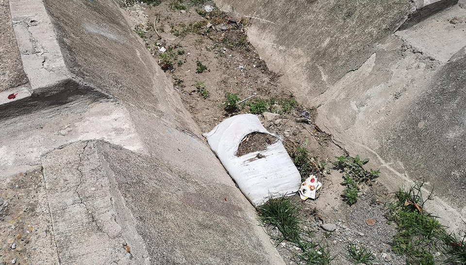 Vecinos de Valle Dorado temen por inminente desborde de arroyo