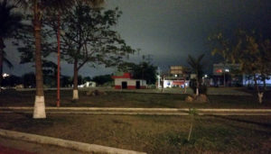 Unidad deportiva de la Lija está en penumbras, acusan vecinos