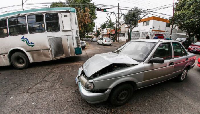Camioneros tienen en promedio de cinco choques diarios