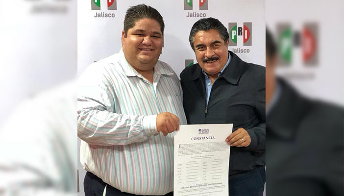 Recibe Prisciliano Ramírez constancia de mayoría