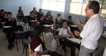 Por faltistas, SEJ rebaja a profesores hasta 33 mdp