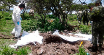 Reportan hallazgo de seis cadáveres en una fosa de Juanacatlán, Jalisco