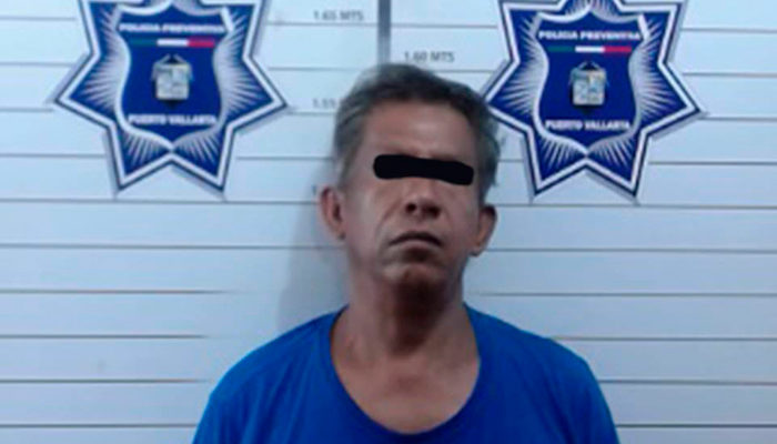 Autoridades detienen a presunto distribuidor de huevos de tortuga en Puerto Vallarta