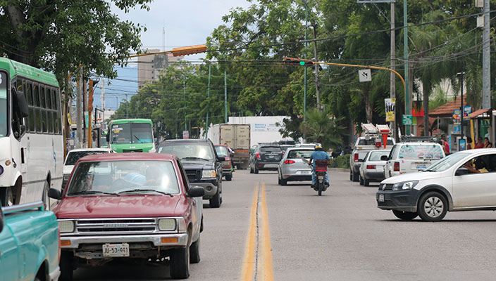 Se requieren entre 60 y 100 mdp para instalar semáforos inteligentes en Puerto Vallarta 2 Se requieren entre 60 y 100 mdp para instalar semáforos inteligentes en Puerto Vallarta