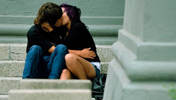 Gobierno de Guadalajara aprueba la ley que permite el exhibicionismo sexual