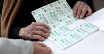 Bienevales para adultos mayores en Jalisco, comienza entrega