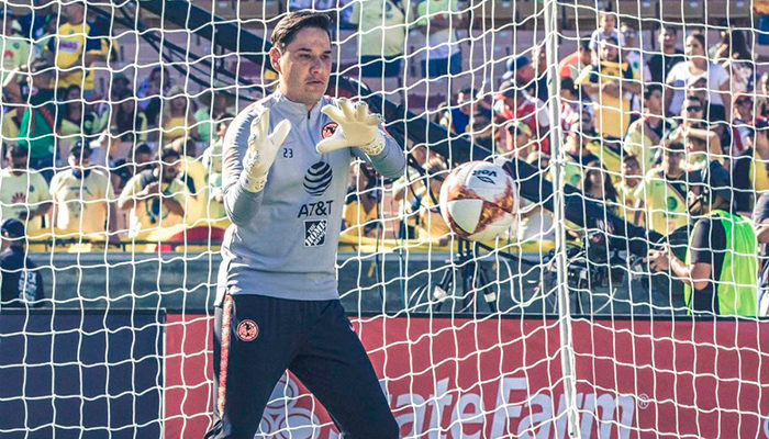 El América y Chivas empatan en la despedida de Moisés Muñoz