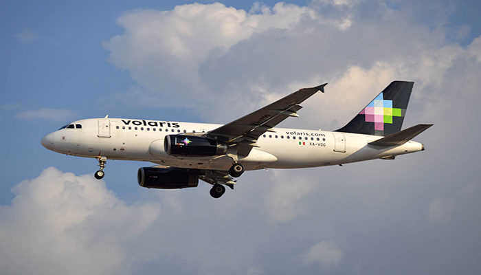 29 pasajeros y sobrecargos lesionados tras turbulencia en avión de Volaris