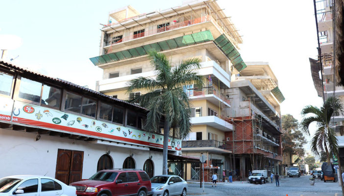 Aprueban dictámenes que abren la puerta a la posible 'verticalización' de Puerto Vallarta