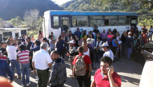 Toman la carretera Estatal 544 por eliminación de ruta