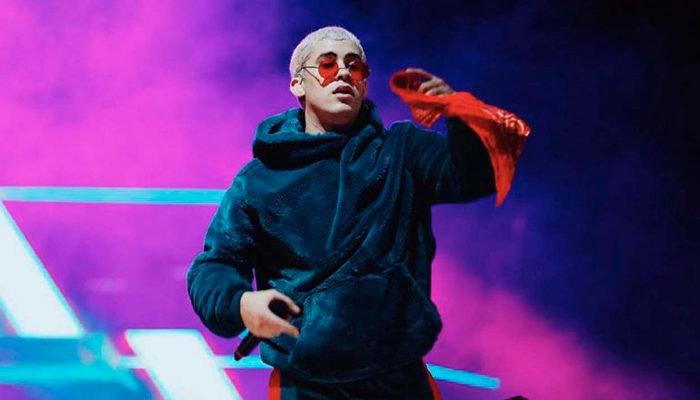 En esta época navideña Bad Bunny repartirá regalos a 30 mil niños