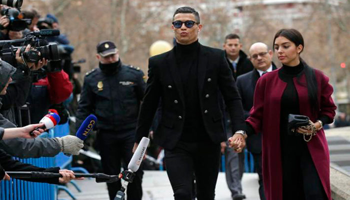 Pierde la vida bebé de Cristiano Ronaldo