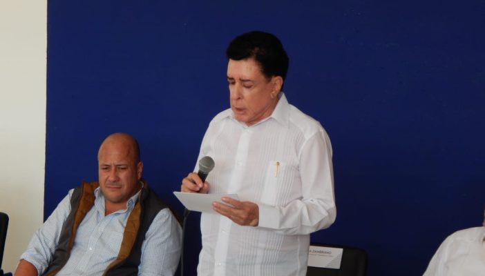 Los 3 favores que pidió Yerena a Alfaro