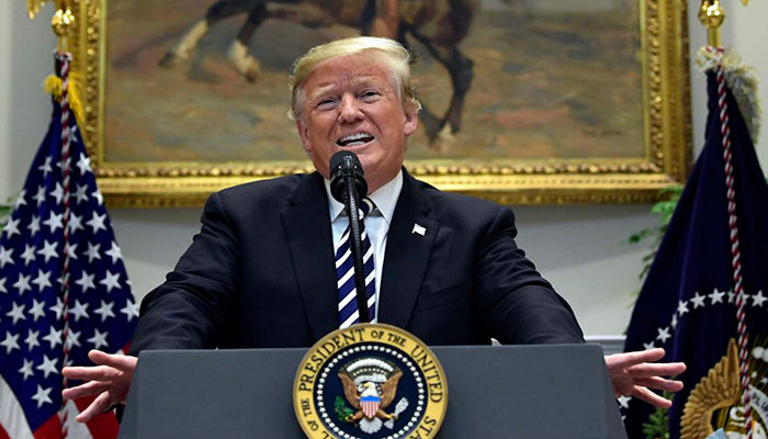 Trump asegura que las redadas para deportar han sido exitosas