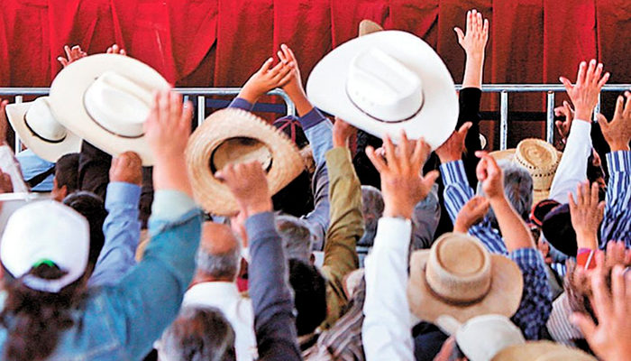 Población de Acambay promete a AMLO nunca más robar gasolina